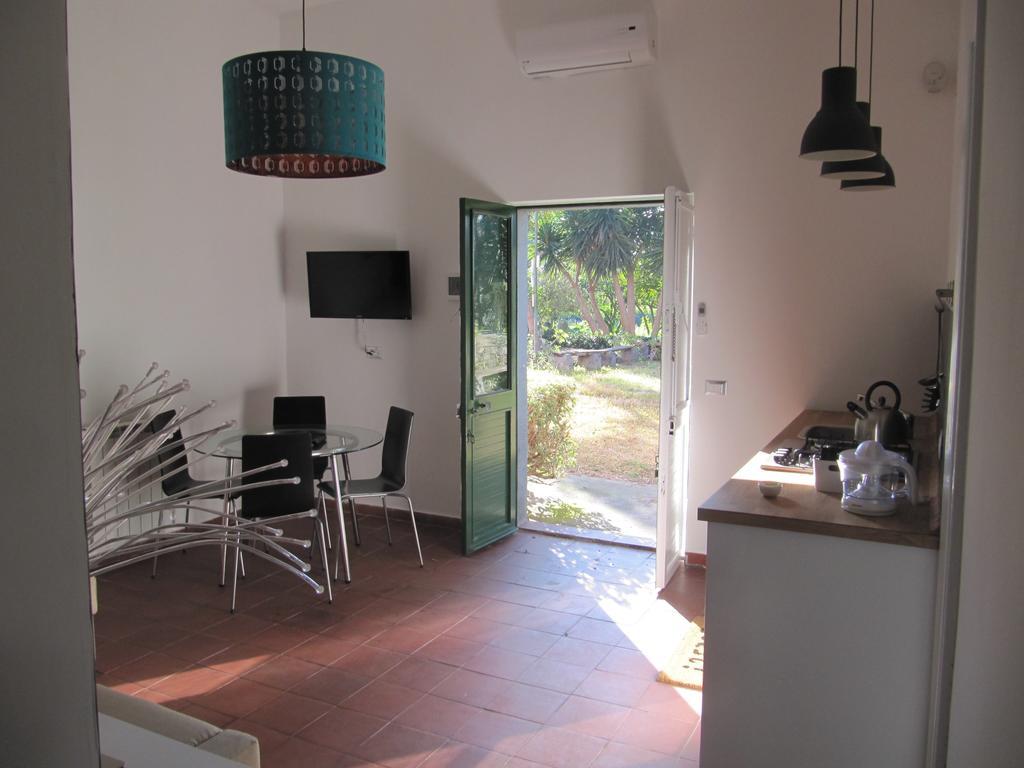 Terre Del Cardinale Country Suites คาตาเนีย ห้อง รูปภาพ