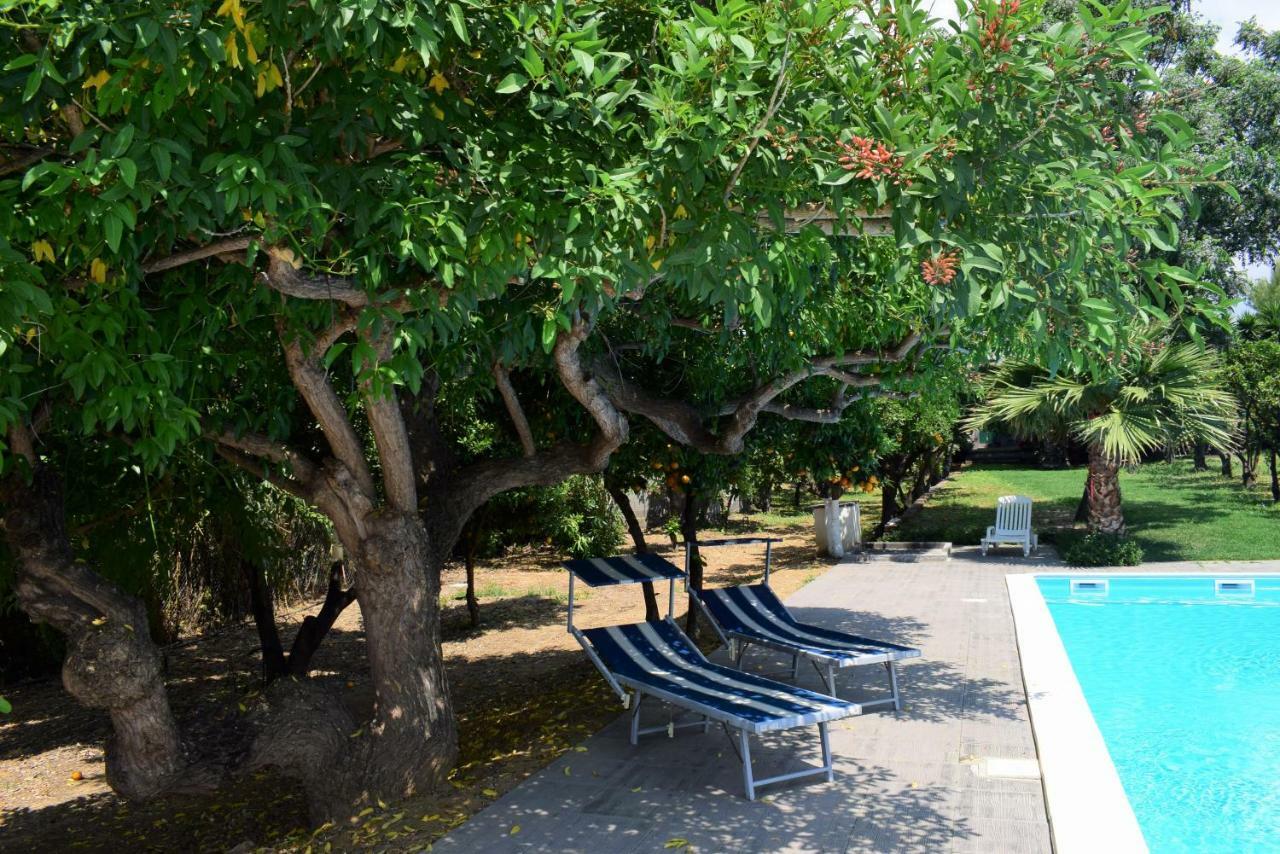 Terre Del Cardinale Country Suites คาตาเนีย ภายนอก รูปภาพ